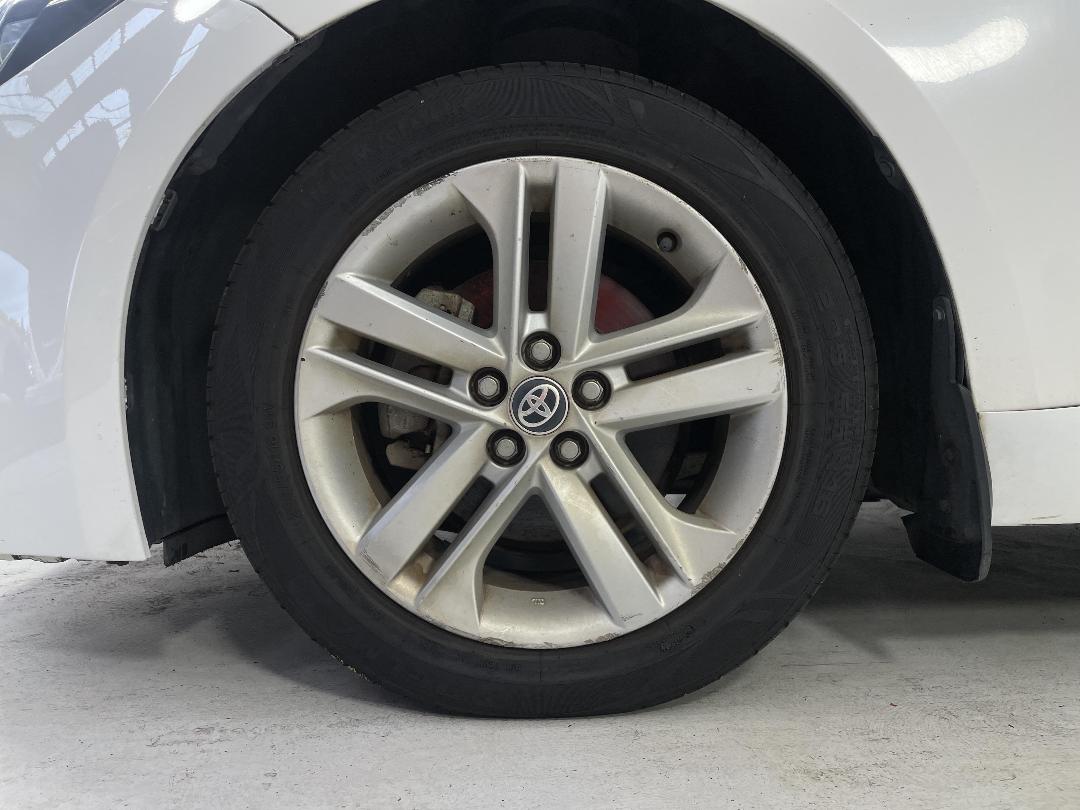 Photo '5' of Toyota Corolla GX