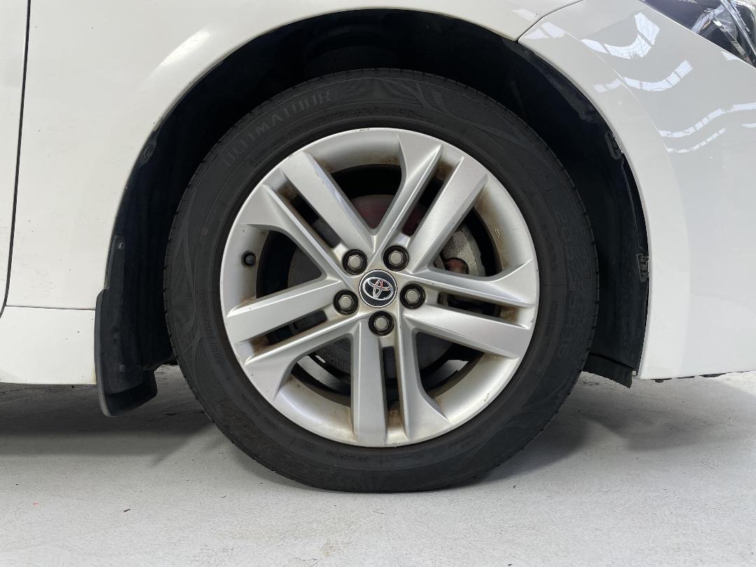 Photo '2' of Toyota Corolla GX