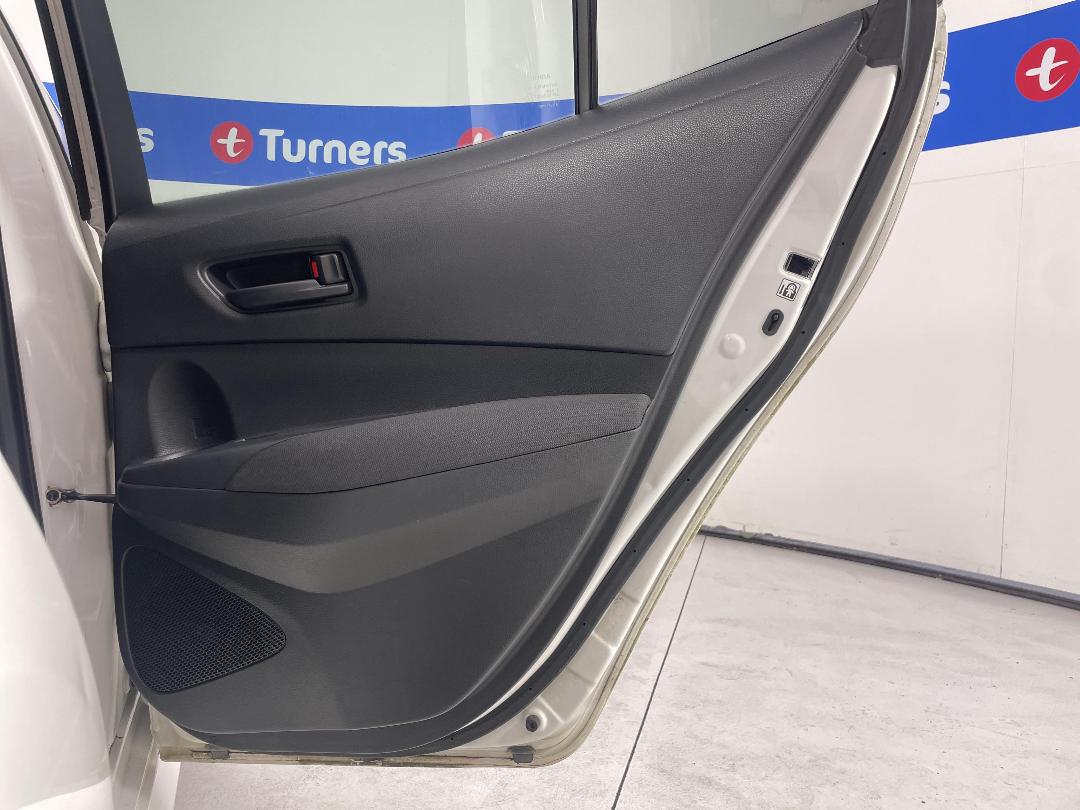 Photo '17' of Toyota Corolla GX