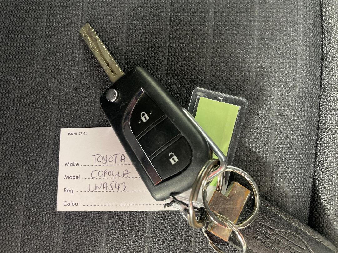 Photo '15' of Toyota Corolla GX