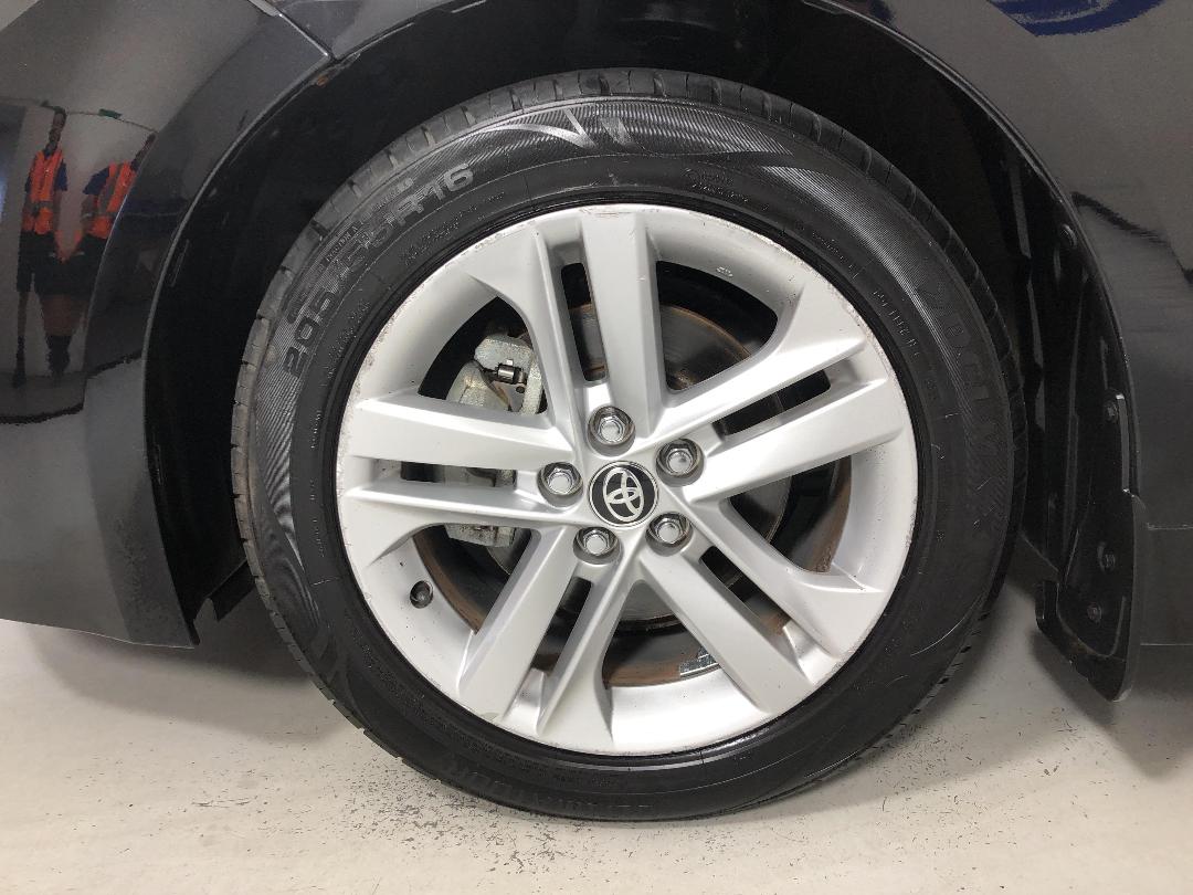 Photo '10' of Toyota Corolla