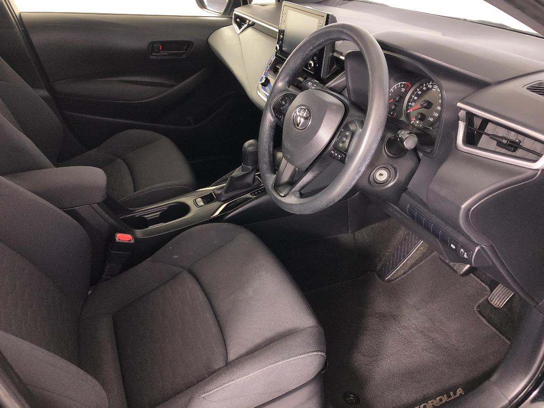 Photo '16' of Toyota Corolla