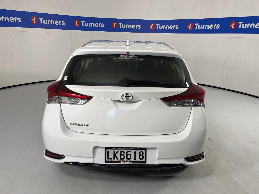 Photo '6' of Toyota Corolla