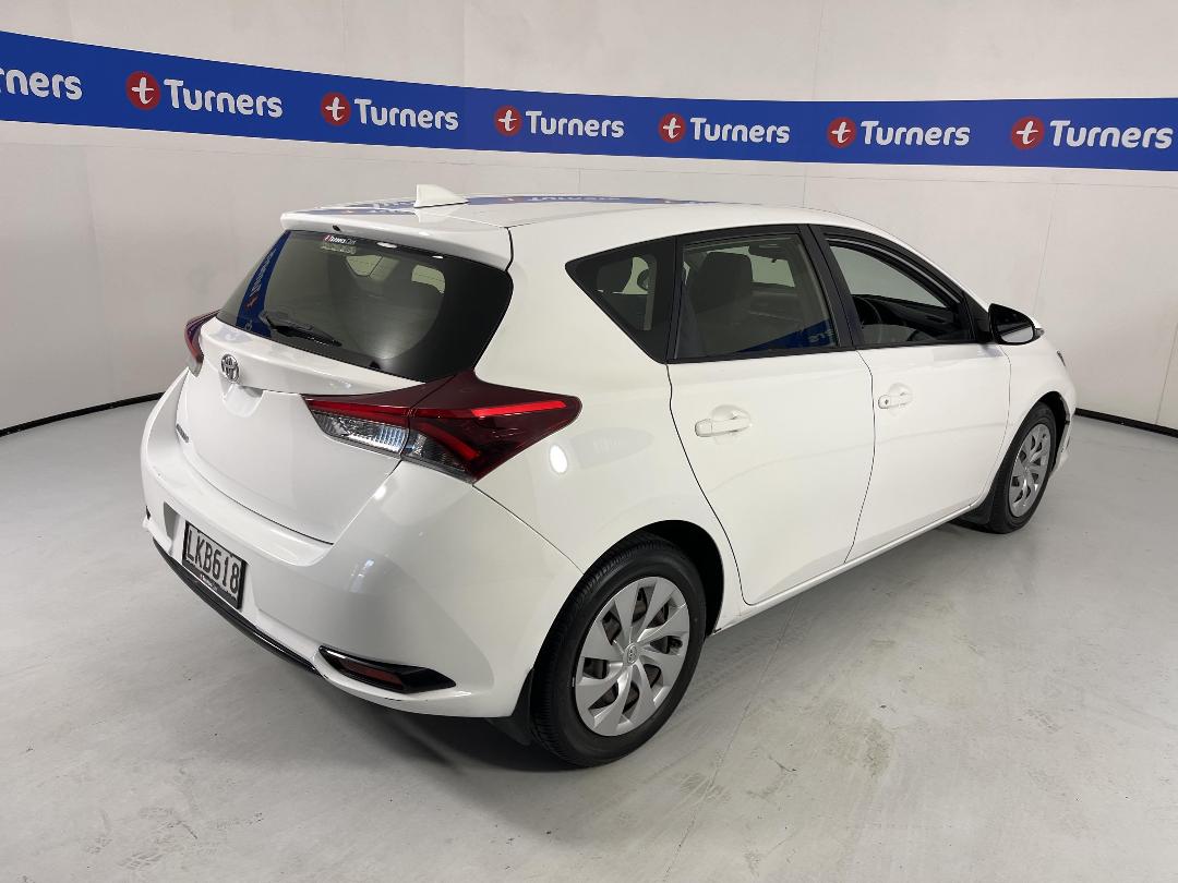 Photo '7' of Toyota Corolla