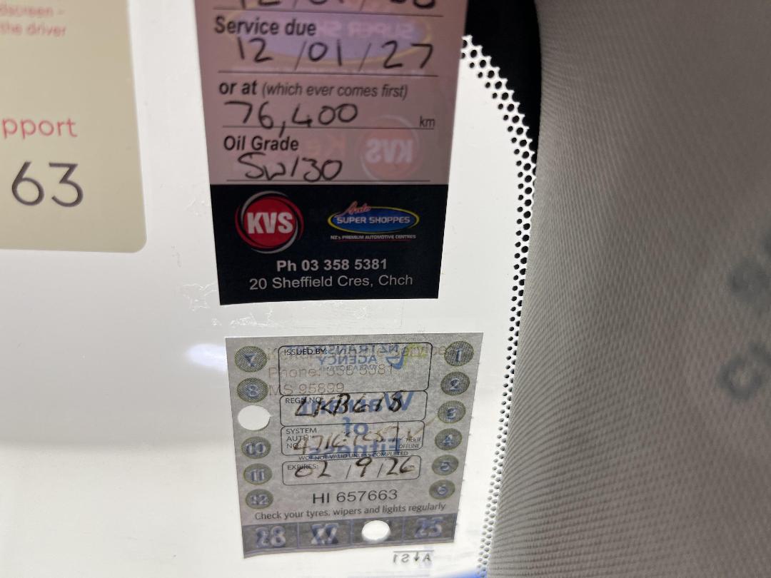 Photo '24' of Toyota Corolla