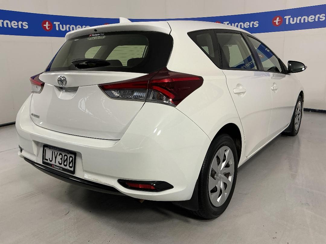 Photo '7' of Toyota Corolla