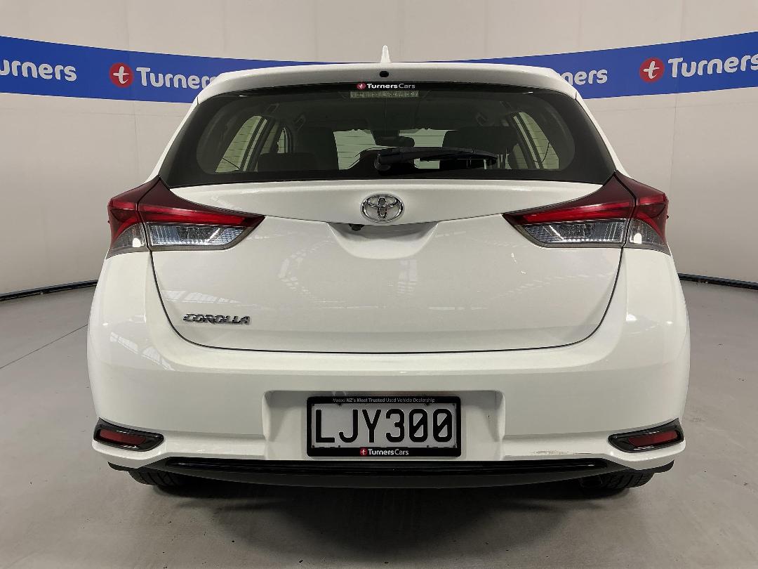 Photo '6' of Toyota Corolla