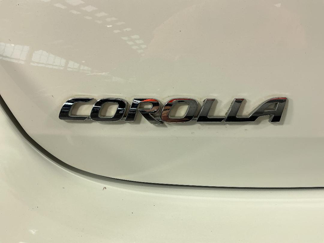 Photo '29' of Toyota Corolla