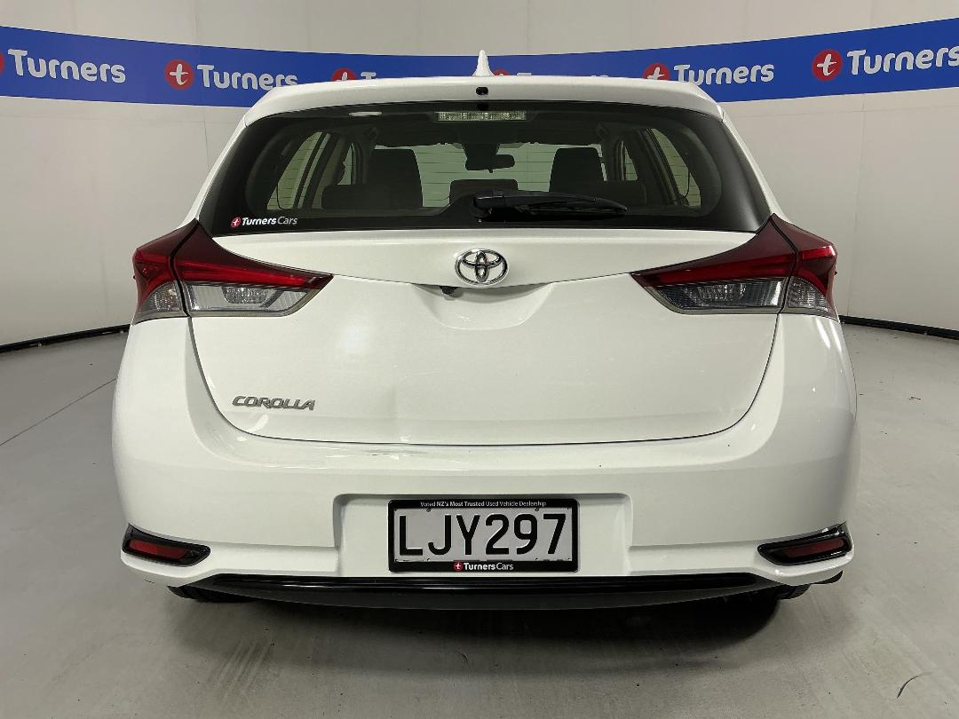 Photo '6' of Toyota Corolla