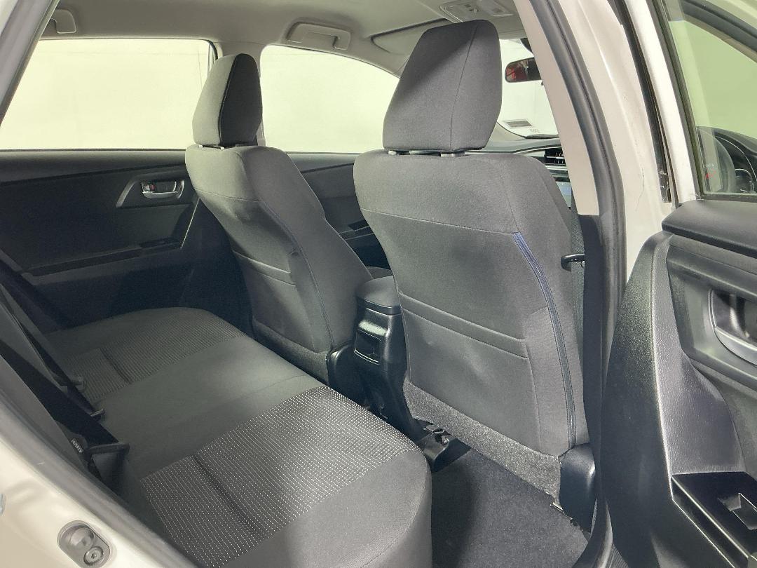 Photo '20' of Toyota Corolla