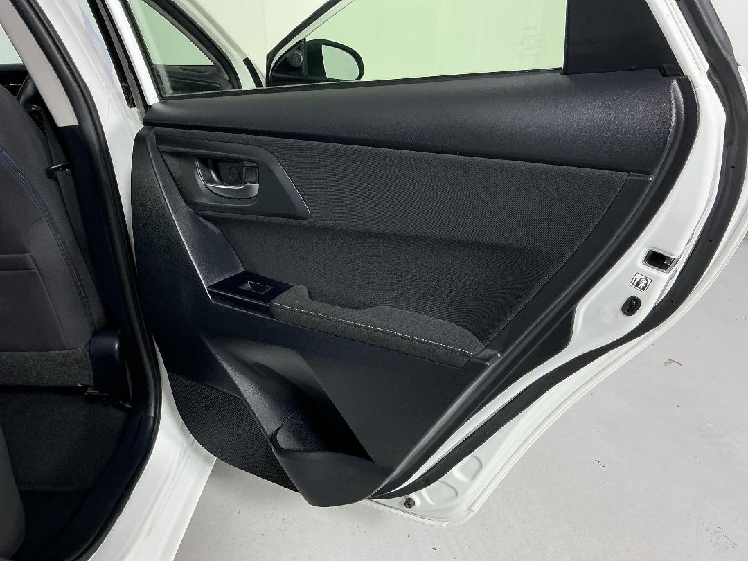 Photo '19' of Toyota Corolla