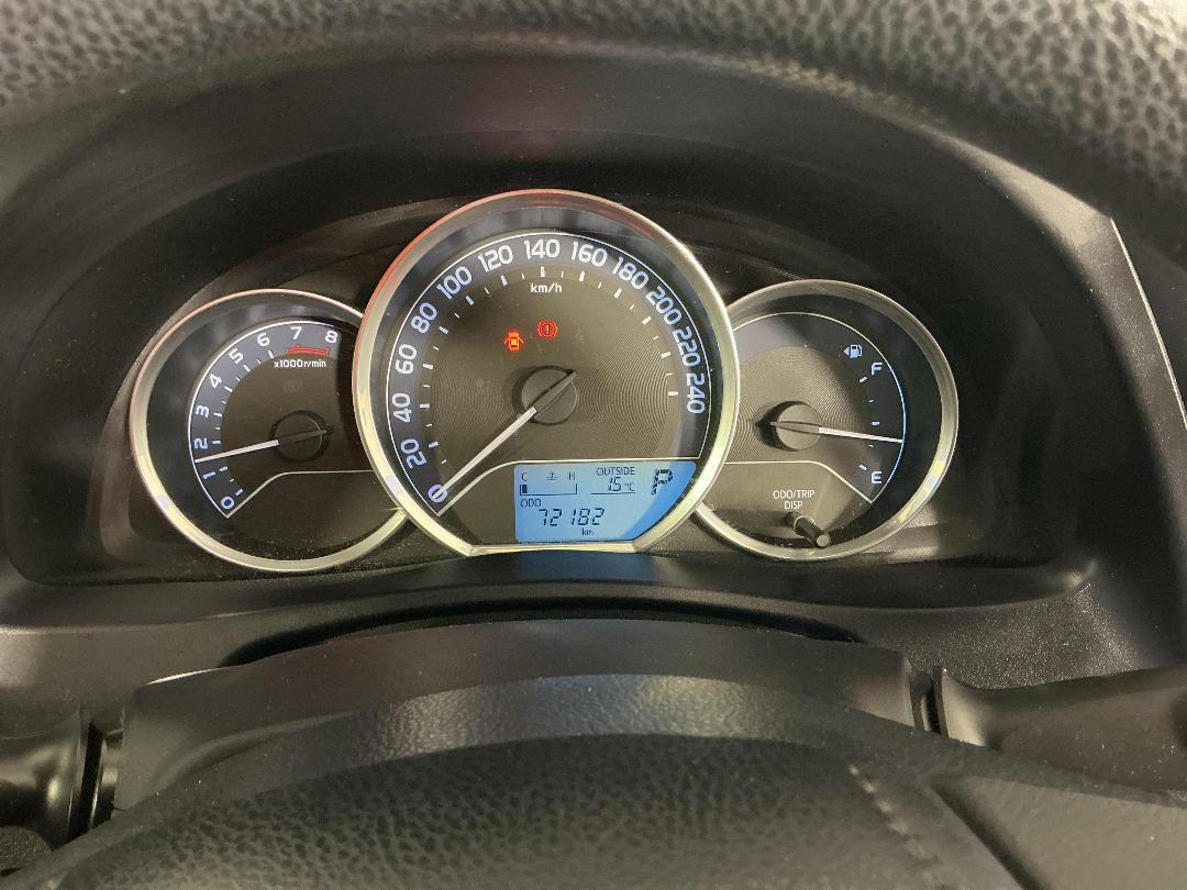 Photo '21' of Toyota Corolla