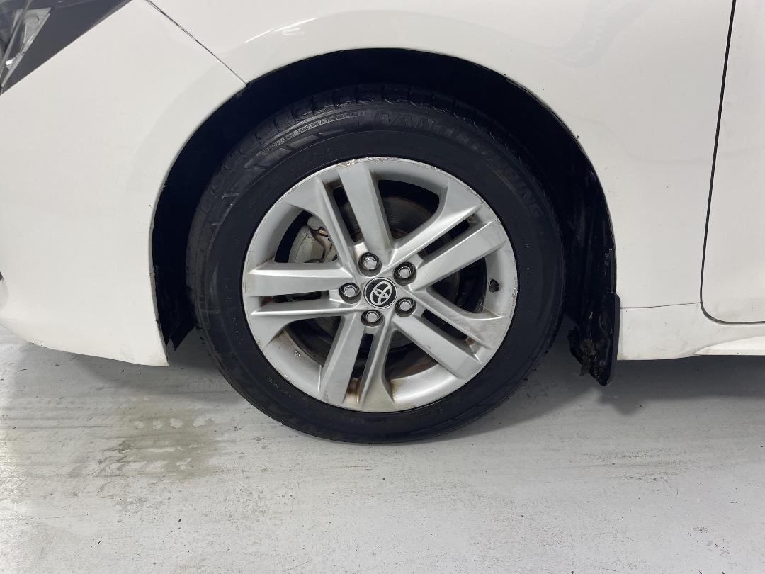 Photo '10' of Toyota Corolla