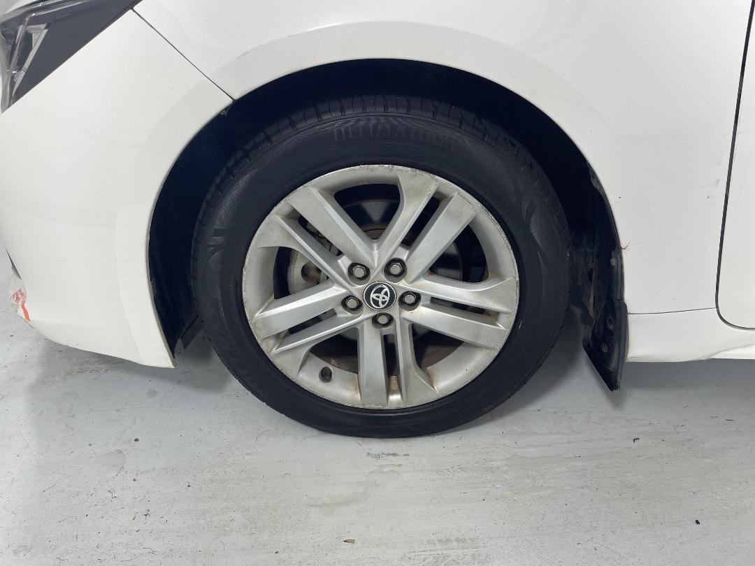 Photo '10' of Toyota Corolla Photo '10' of Toyota Corolla