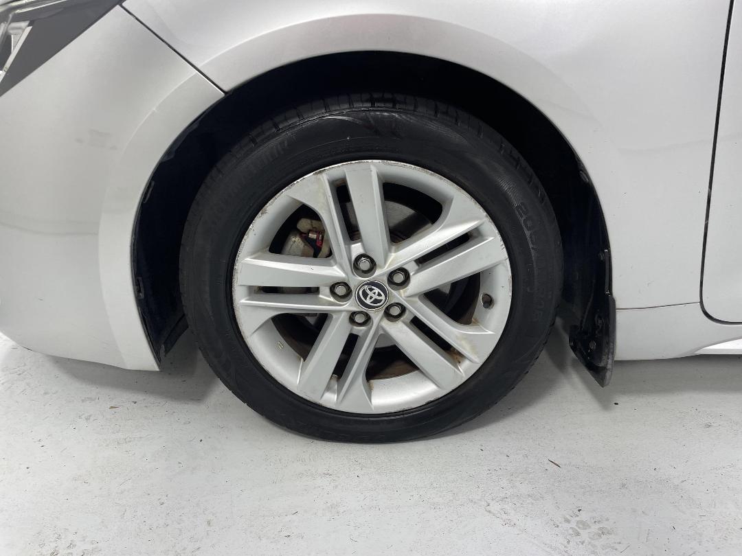 Photo '10' of Toyota Corolla