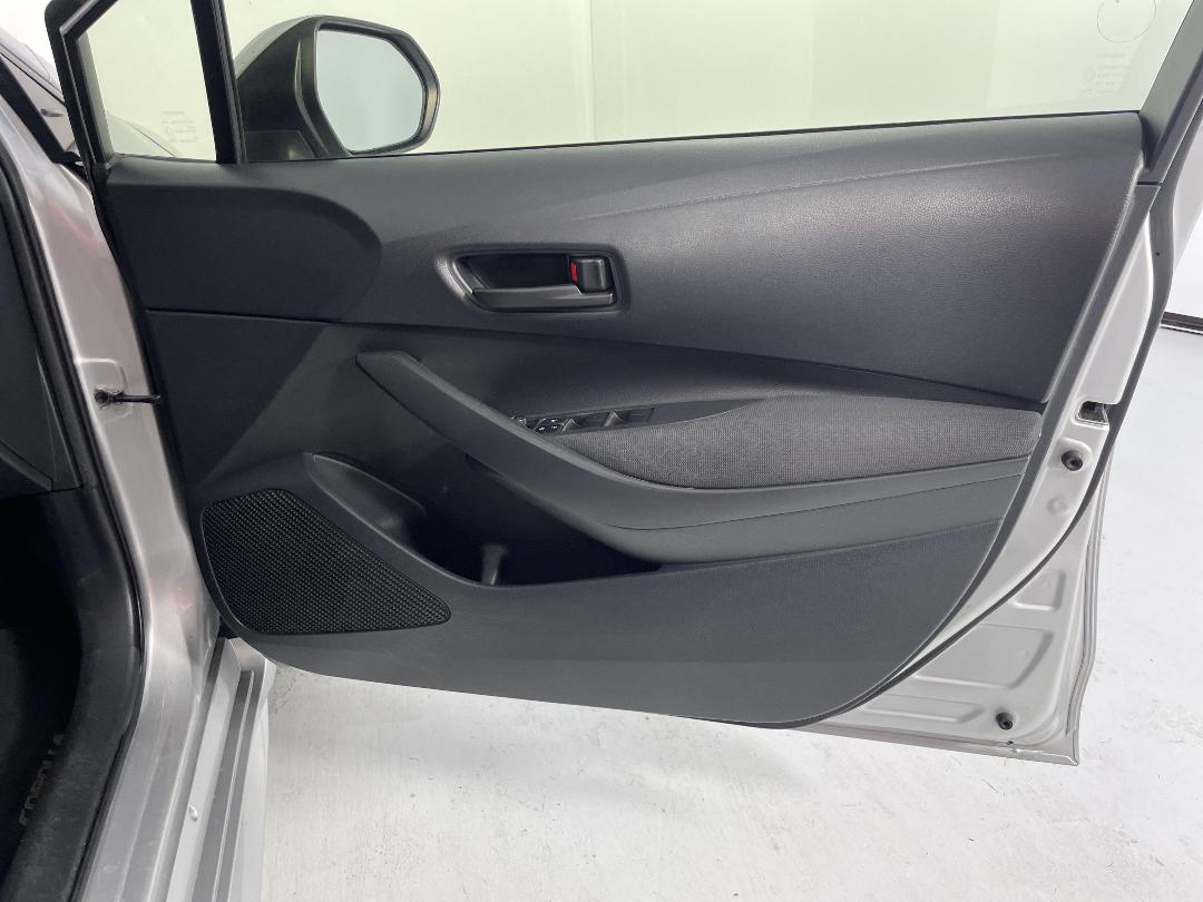 Photo '15' of Toyota Corolla