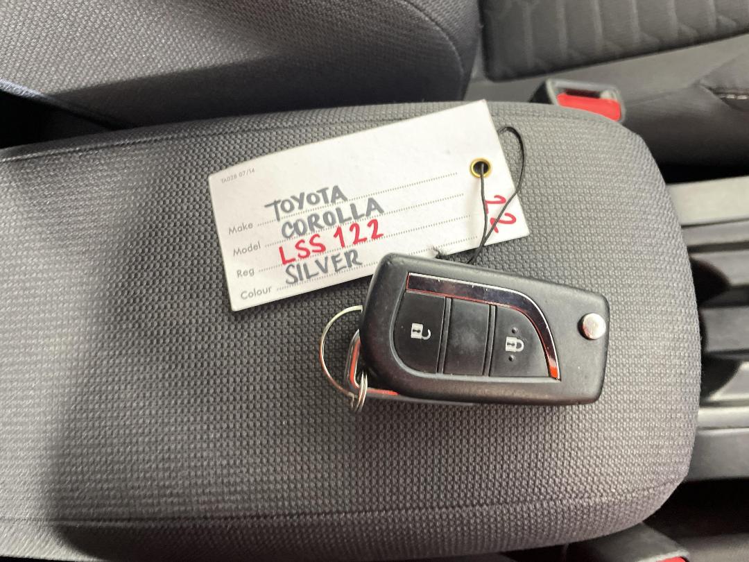 Photo '22' of Toyota Corolla