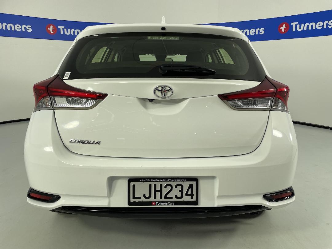 Photo '6' of Toyota Corolla