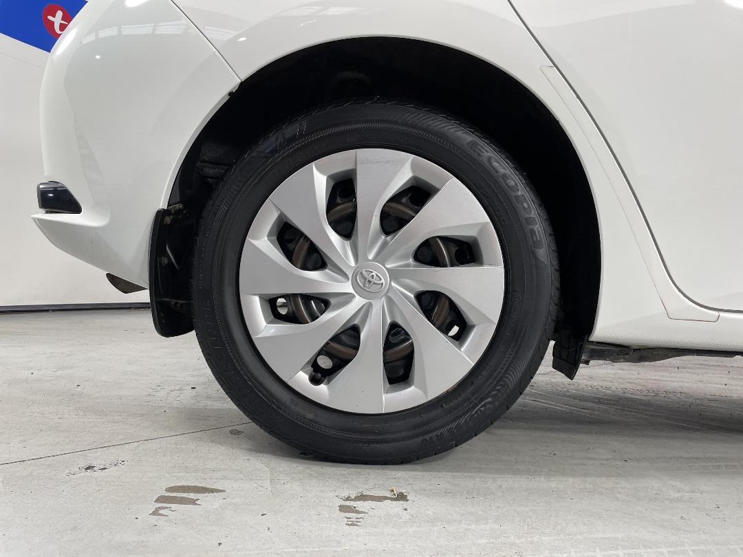 Photo '12' of Toyota Corolla Photo '12' of Toyota Corolla