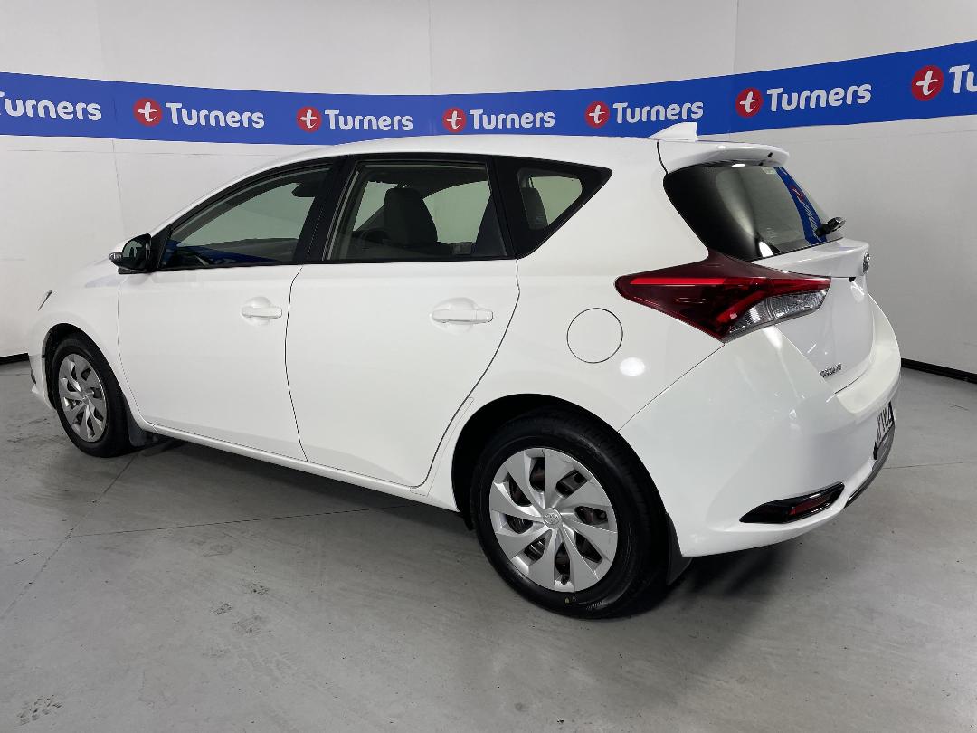 Photo '5' of Toyota Corolla Photo '5' of Toyota Corolla