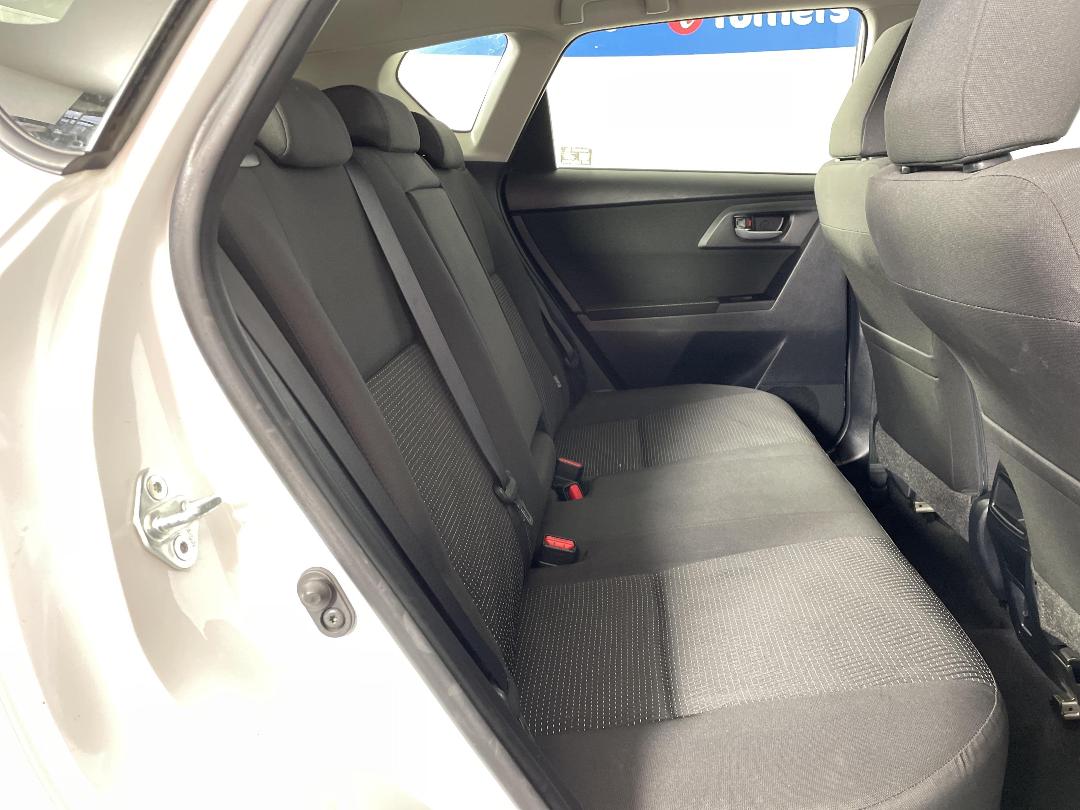 Photo '20' of Toyota Corolla Photo '20' of Toyota Corolla