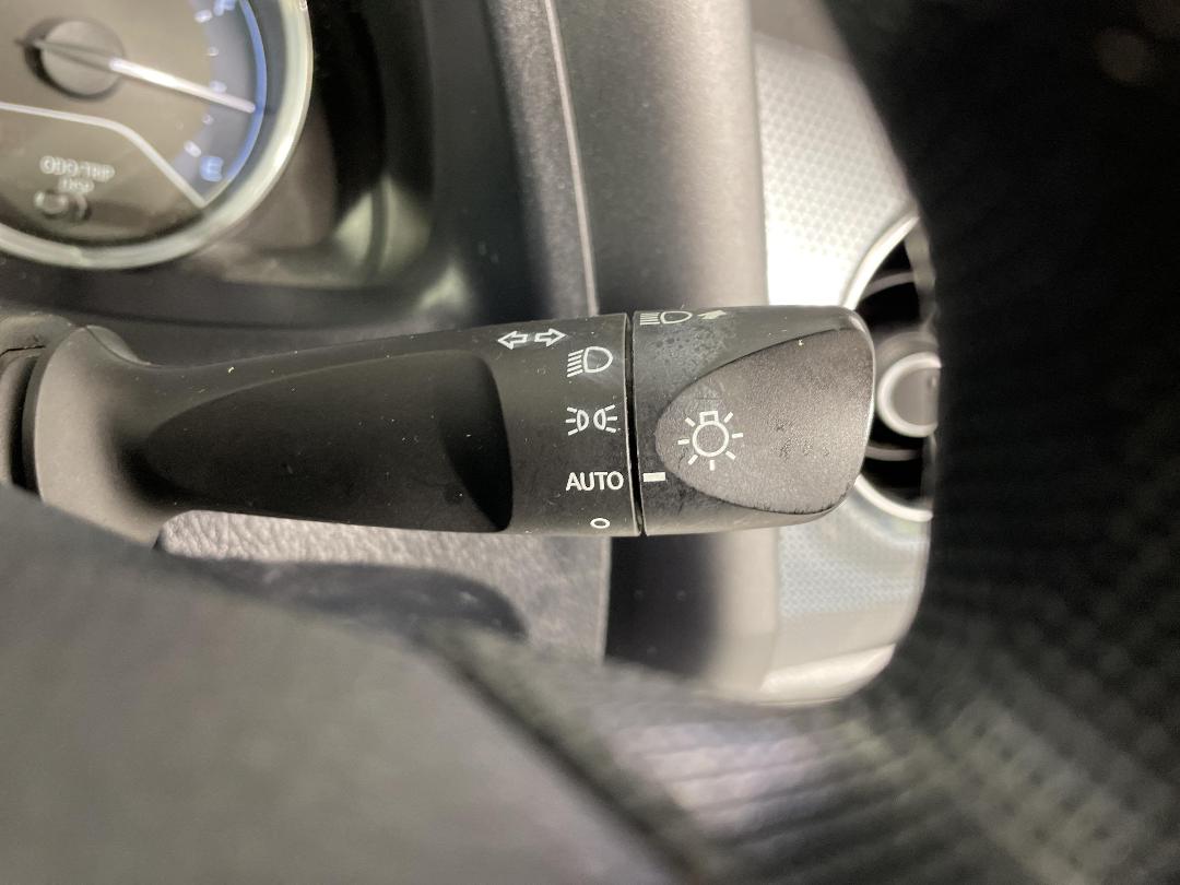 Photo '27' of Toyota Corolla Photo '27' of Toyota Corolla