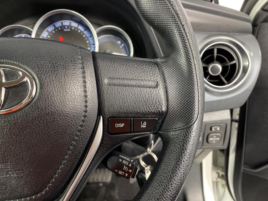 Photo '26' of Toyota Corolla Photo '26' of Toyota Corolla