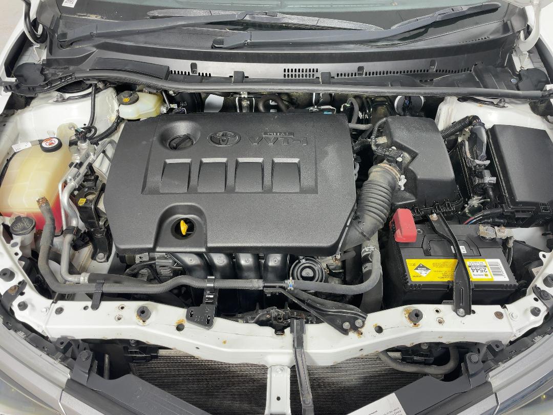 Photo '13' of Toyota Corolla