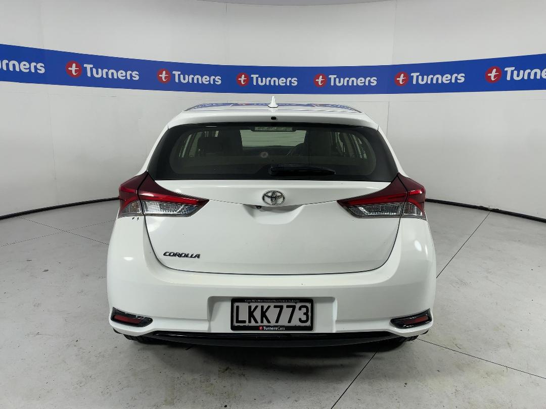 Photo '6' of Toyota Corolla