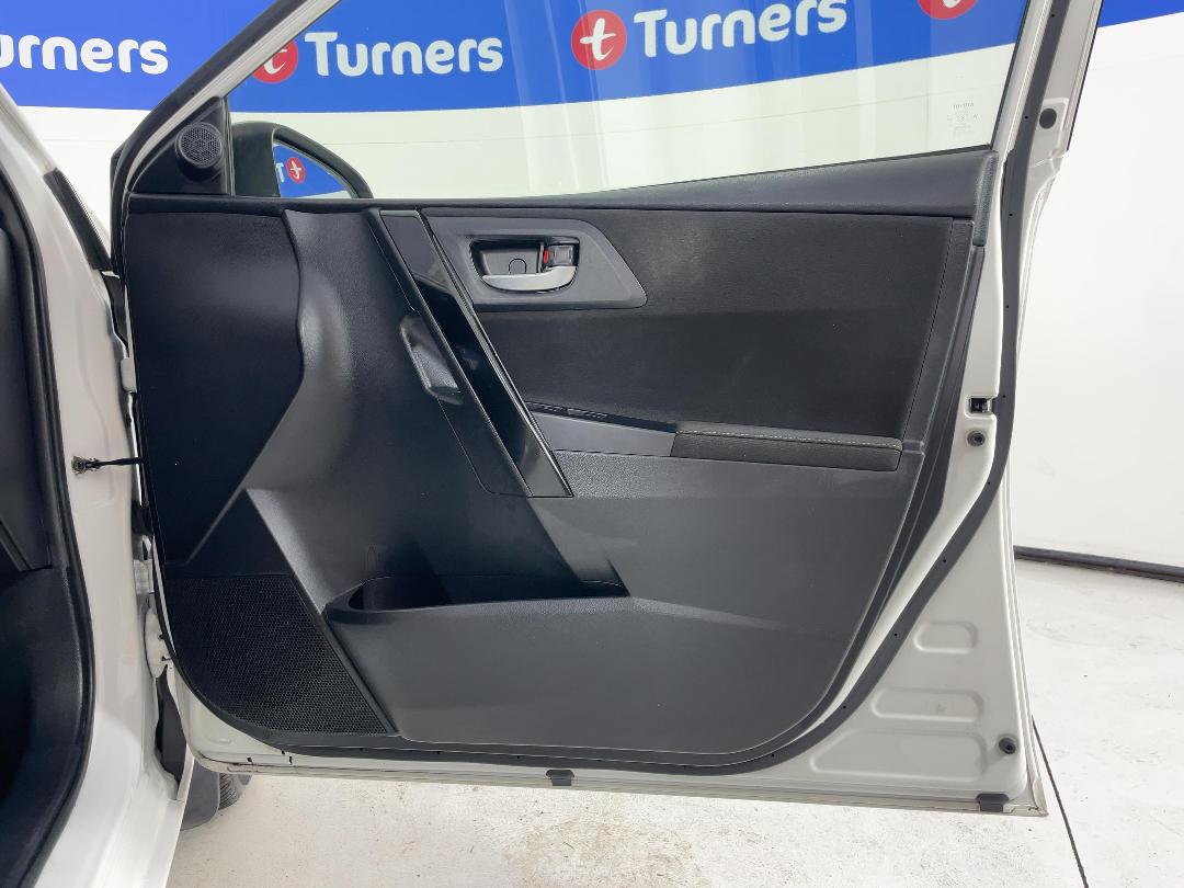 Photo '15' of Toyota Corolla