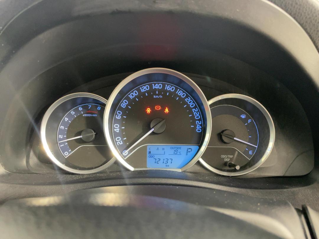 Photo '21' of Toyota Corolla