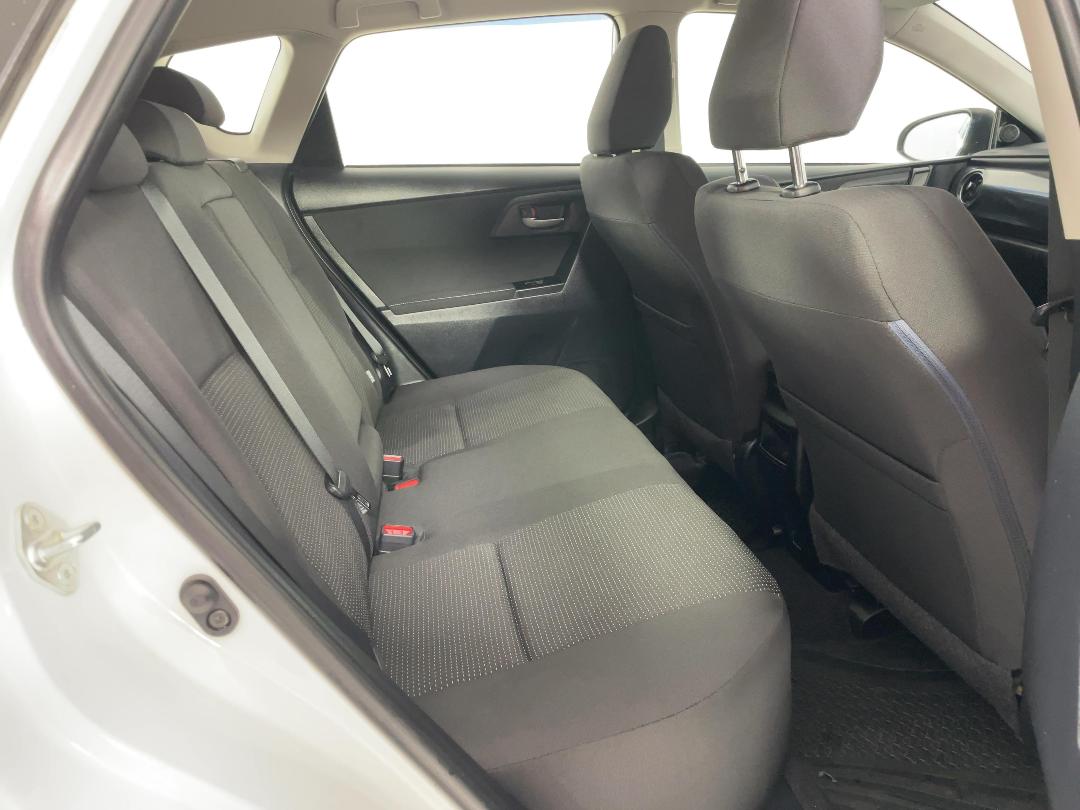 Photo '20' of Toyota Corolla