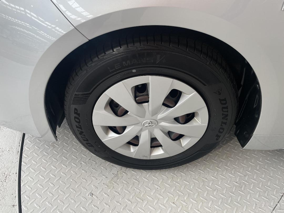 Photo '10' of Toyota Corolla