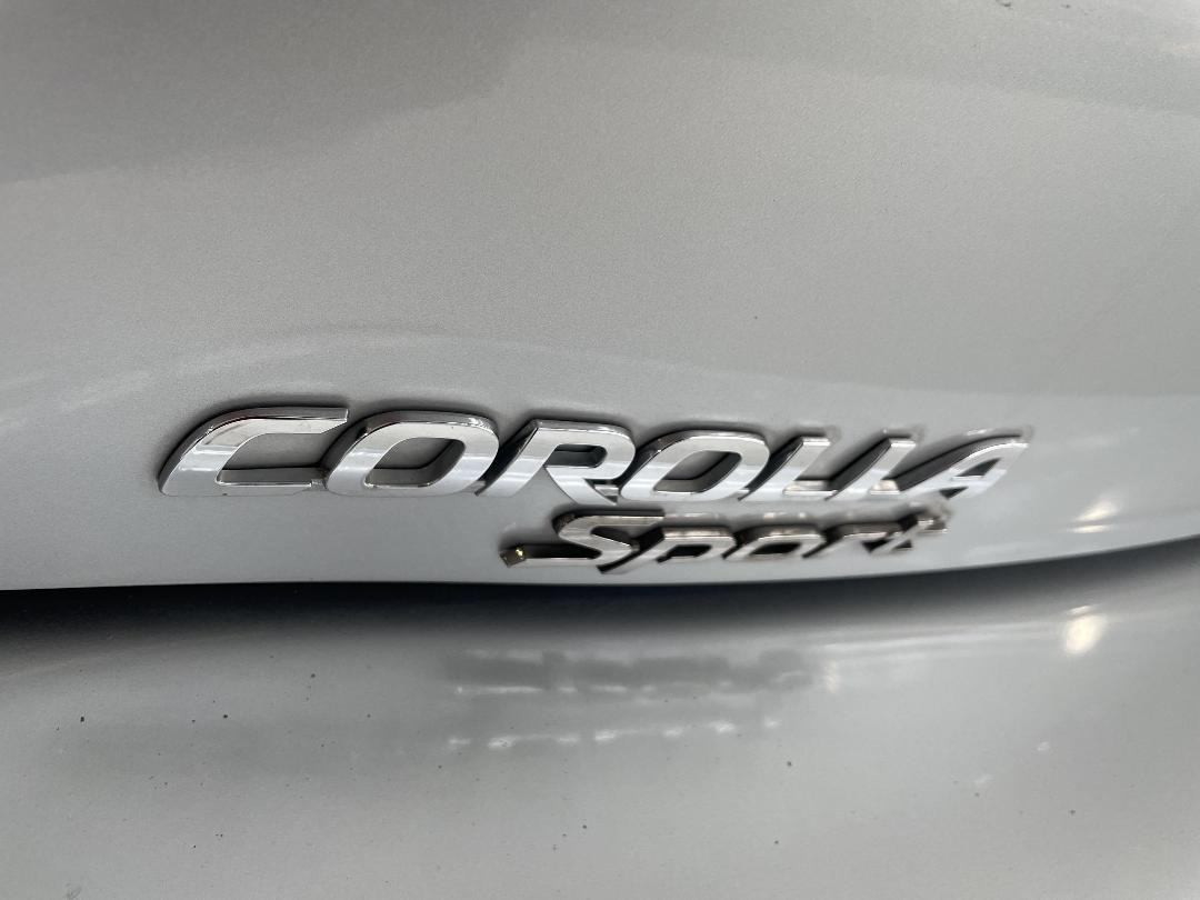 Photo '35' of Toyota Corolla