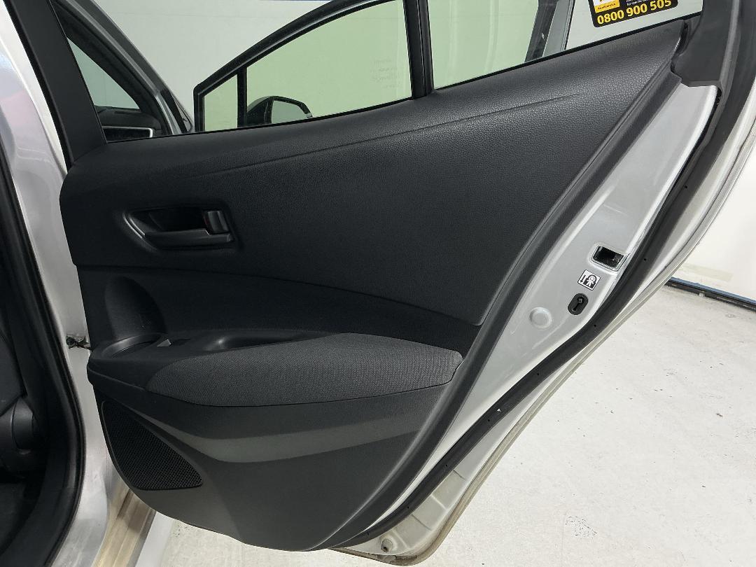 Photo '17' of Toyota Corolla GX Photo '17' of Toyota Corolla GX