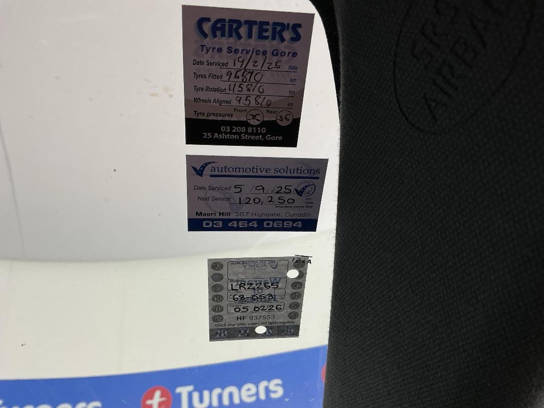 Photo '24' of Toyota Corolla GX Photo '24' of Toyota Corolla GX