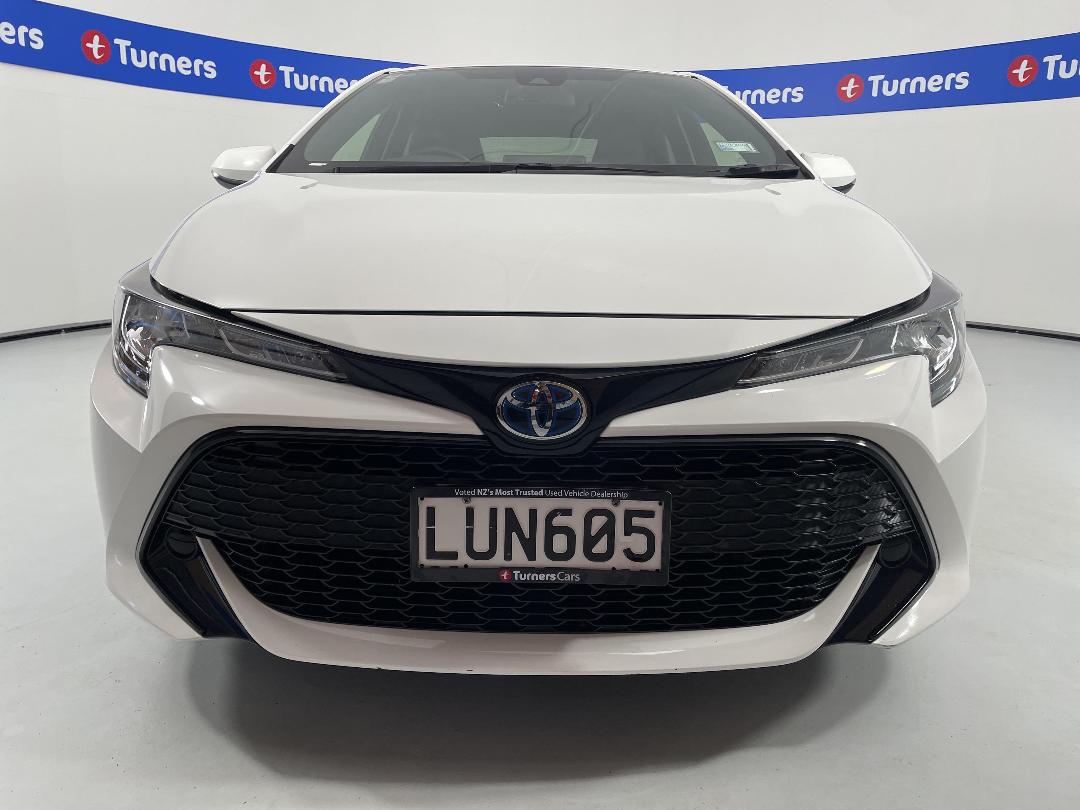 Photo '2' of Toyota Corolla