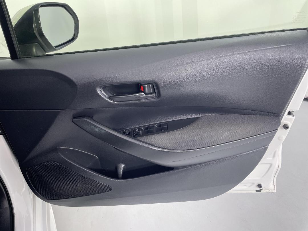 Photo '15' of Toyota Corolla