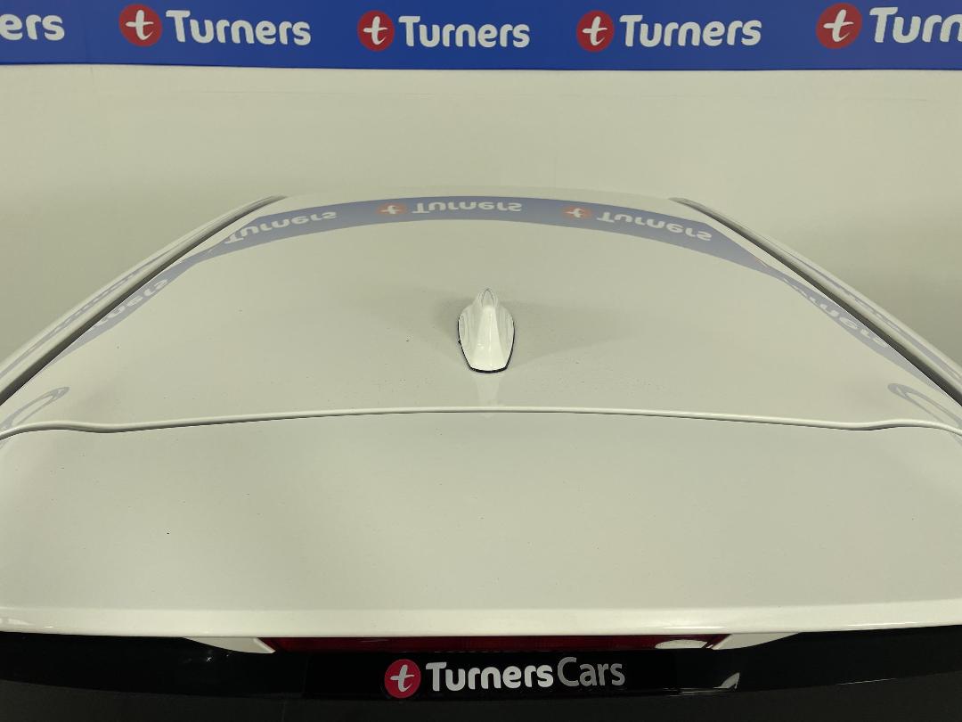 Photo '33' of Toyota Corolla