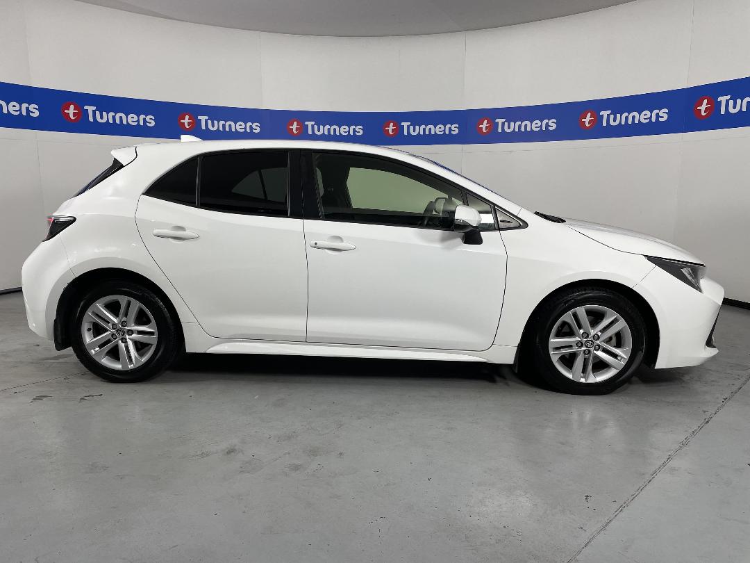 Photo '23' of Toyota Corolla