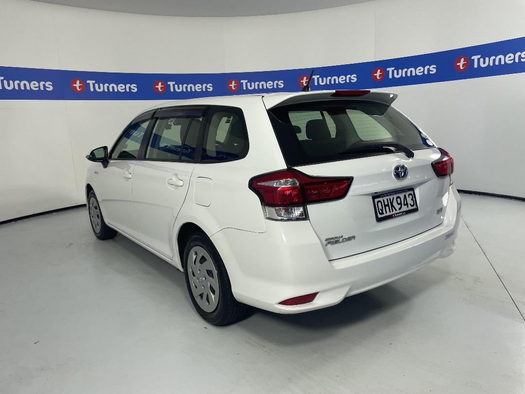 Photo '5' of Toyota Corolla Photo '5' of Toyota Corolla