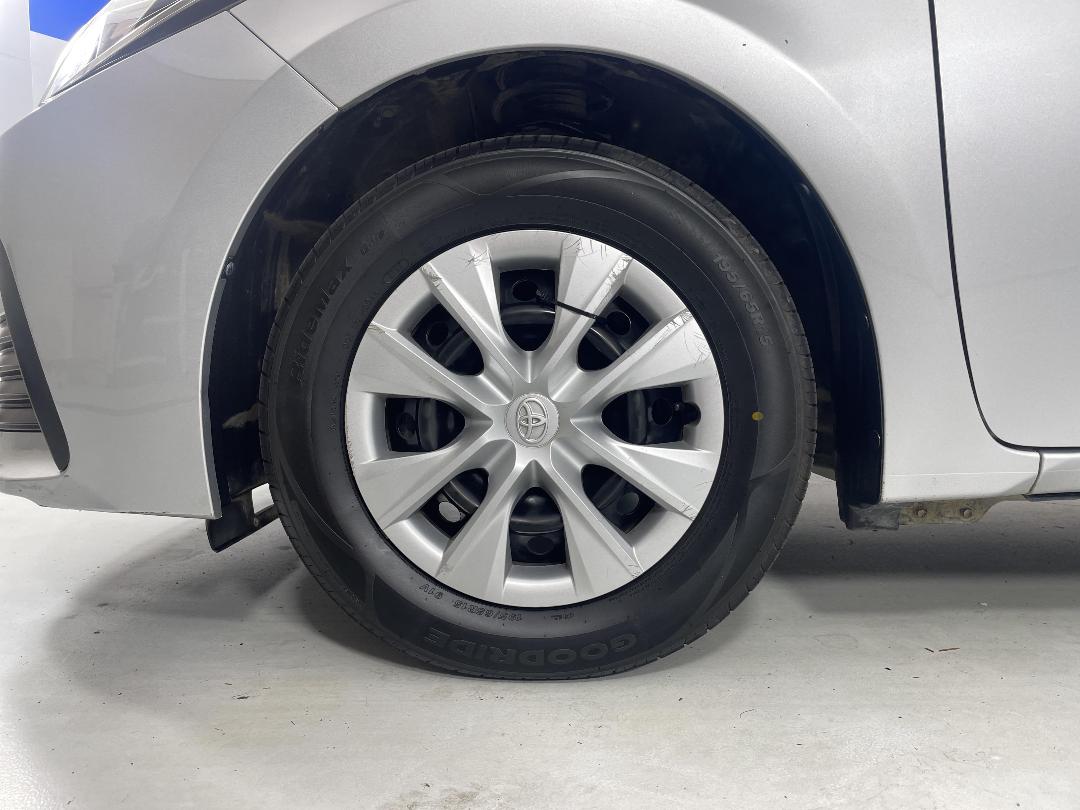 Photo '10' of Toyota Corolla Photo '10' of Toyota Corolla