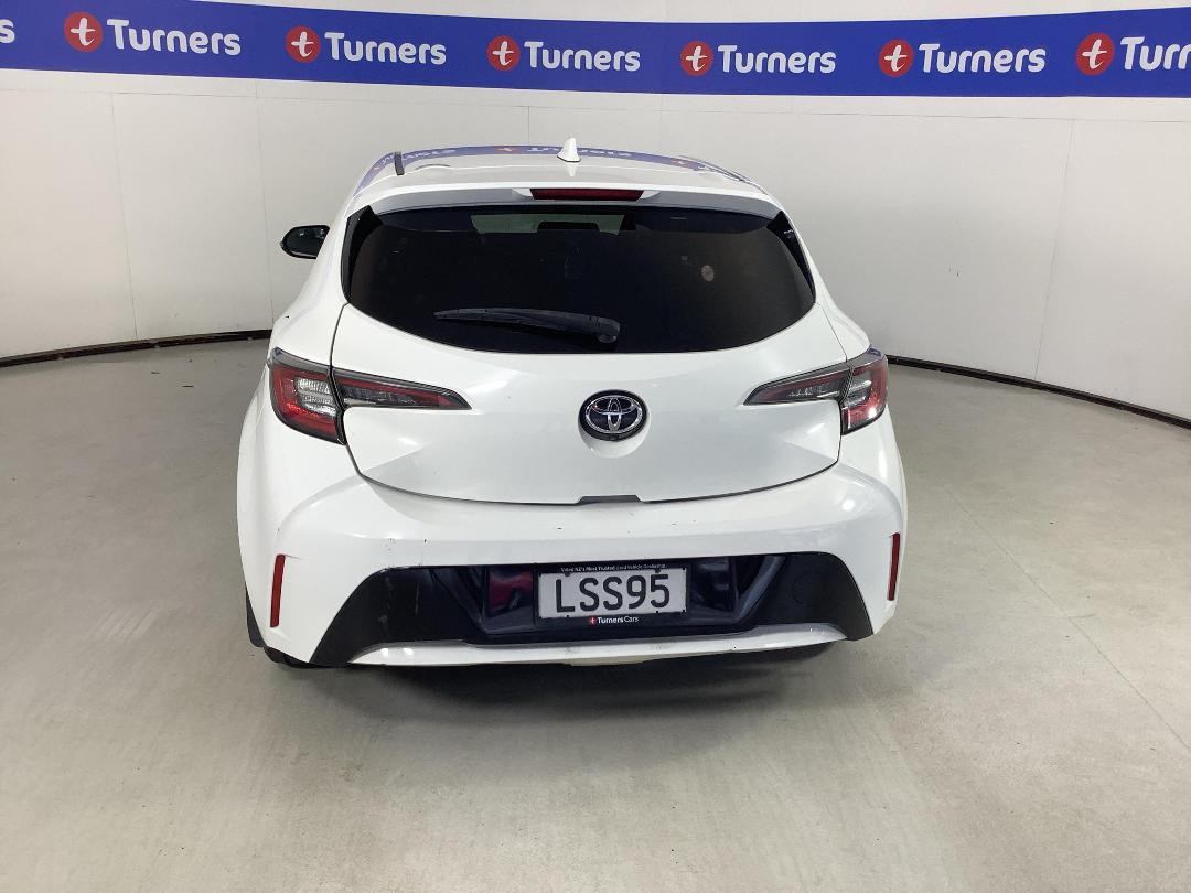 Photo '6' of Toyota Corolla