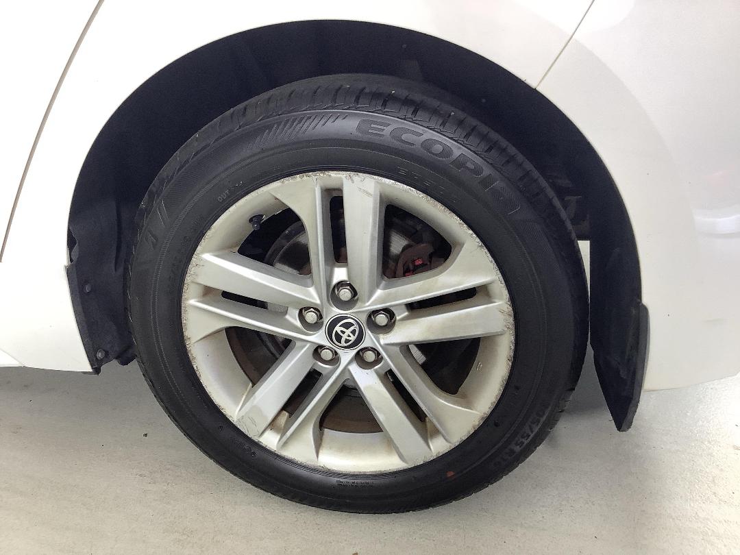 Photo '11' of Toyota Corolla