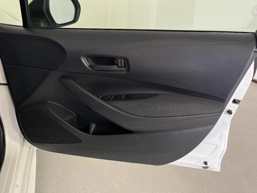 Photo '15' of Toyota Corolla