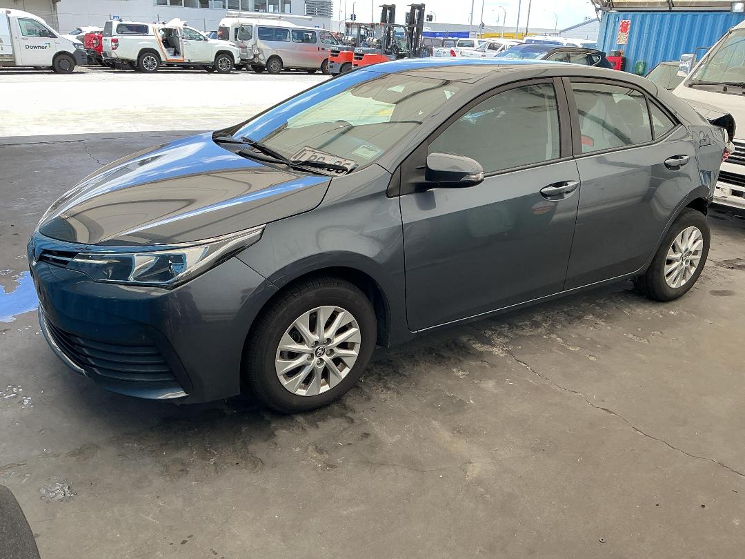 Photo '3' of Toyota Corolla GX Photo '3' of Toyota Corolla GX