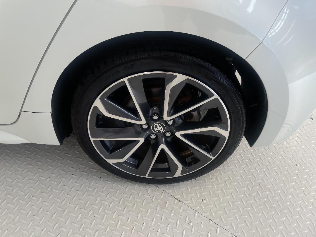 Photo '11' of Toyota Corolla