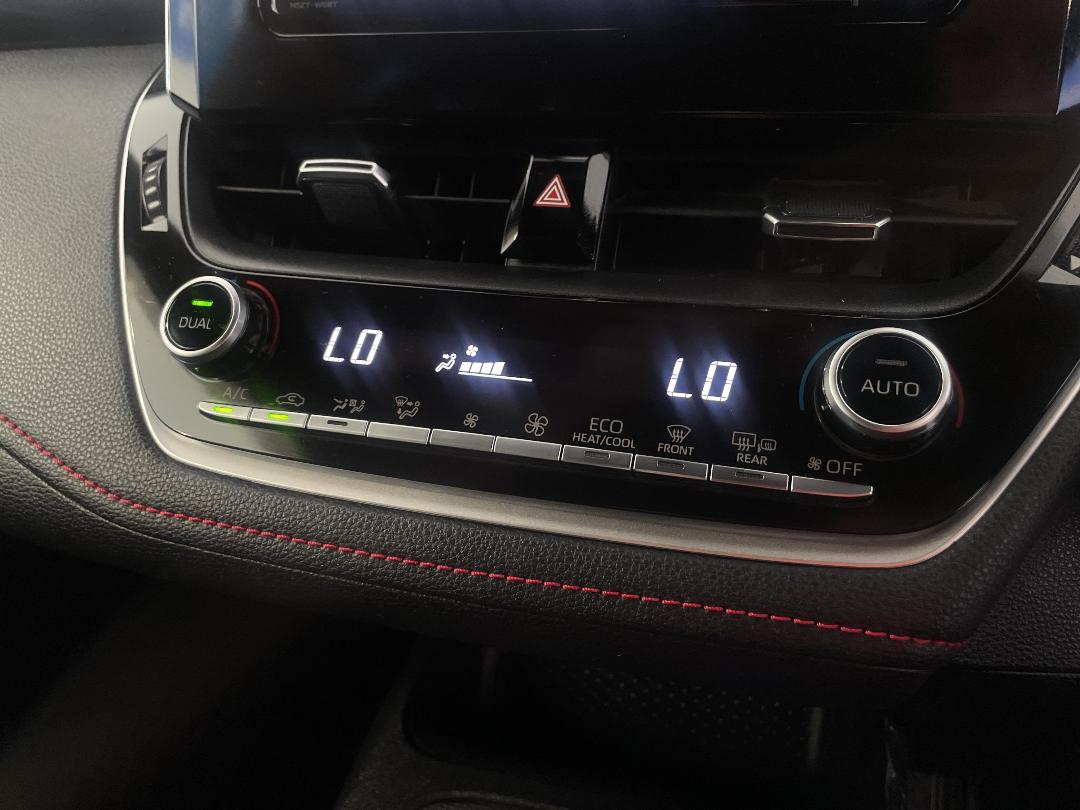 Photo '31' of Toyota Corolla