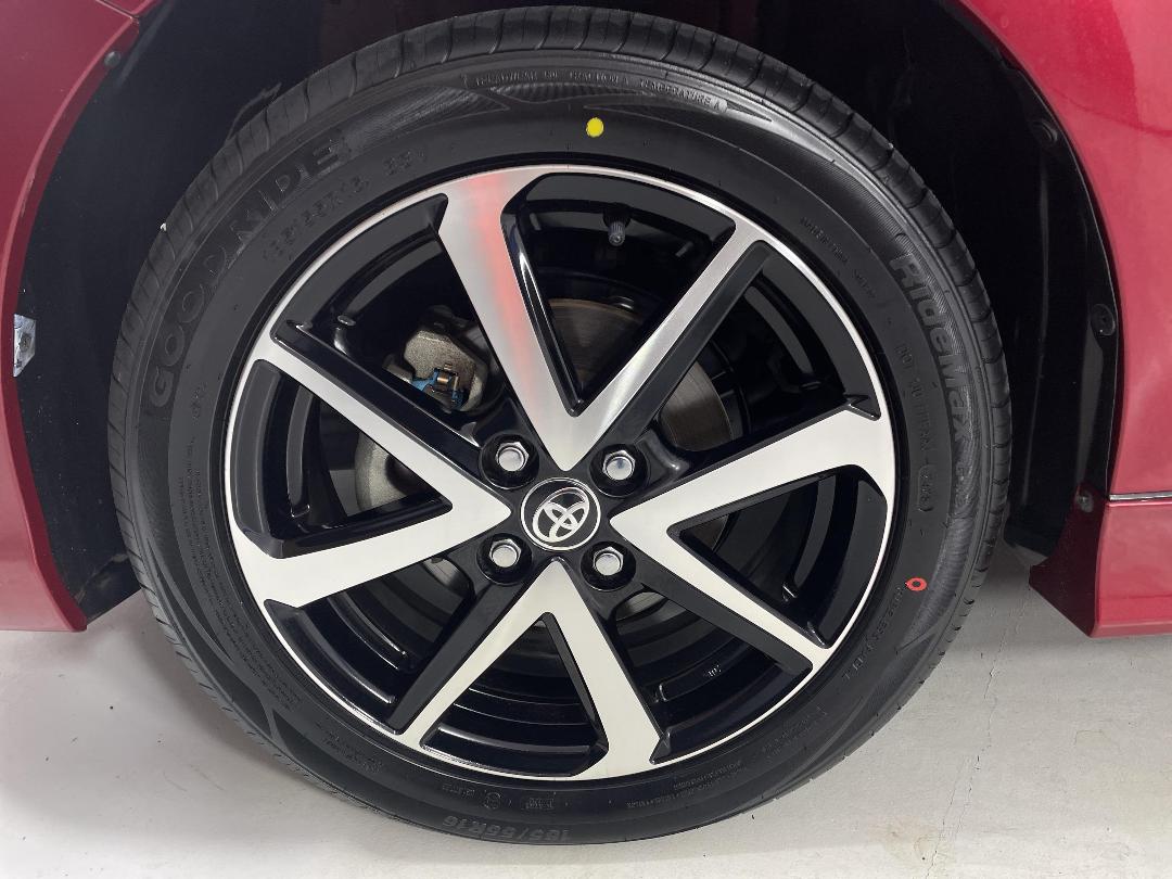 Photo '10' of Toyota Corolla