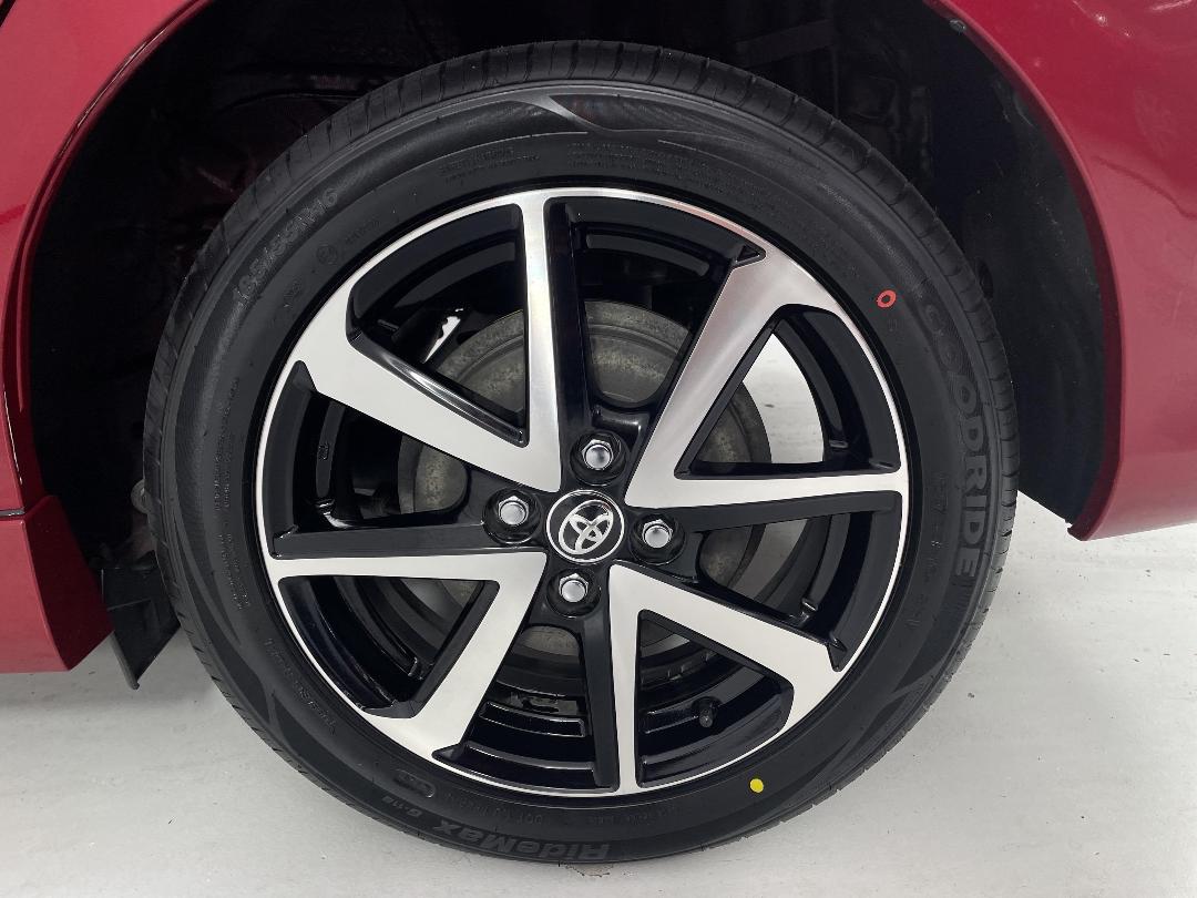 Photo '11' of Toyota Corolla